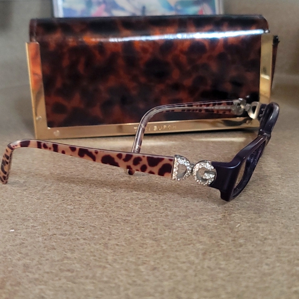 Dolce and Gabbana leopard prescription glasses without lenses